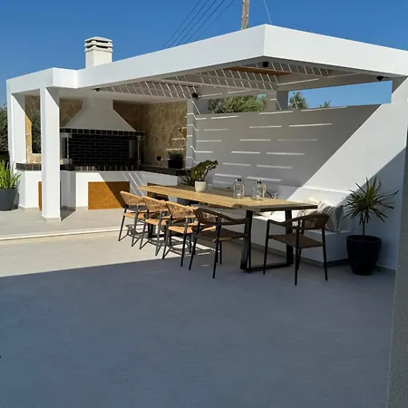 Korithis Elysian Villa *